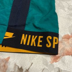 NIKE Sport Windbreaker XL