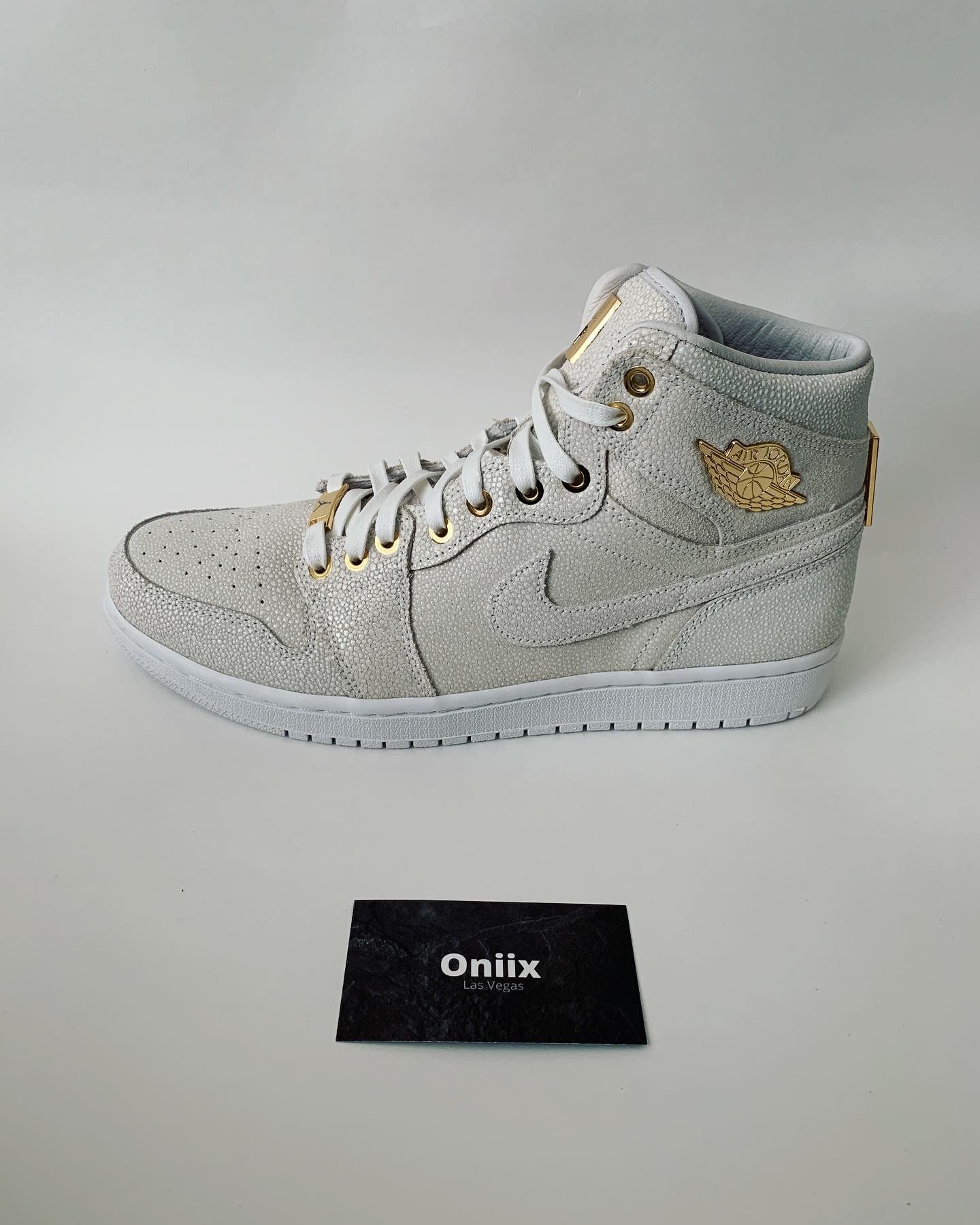 Jordan 1 Pinnacle White size 10.5 VNDS