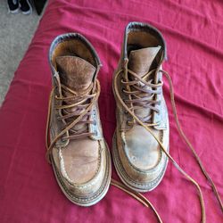 Redwing Classic Moc Toe 