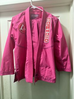 Y6 Gracie Barra Pink Gi