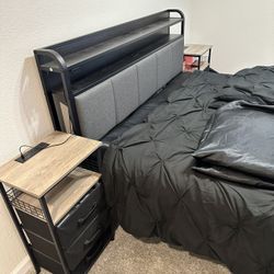 Queen Sized Bed With Night Stands! 