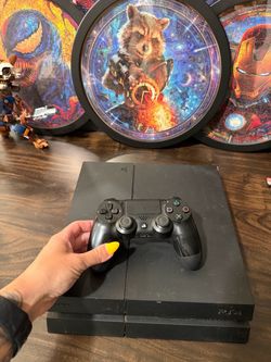 Sony PS4 Console with DualShock Controller