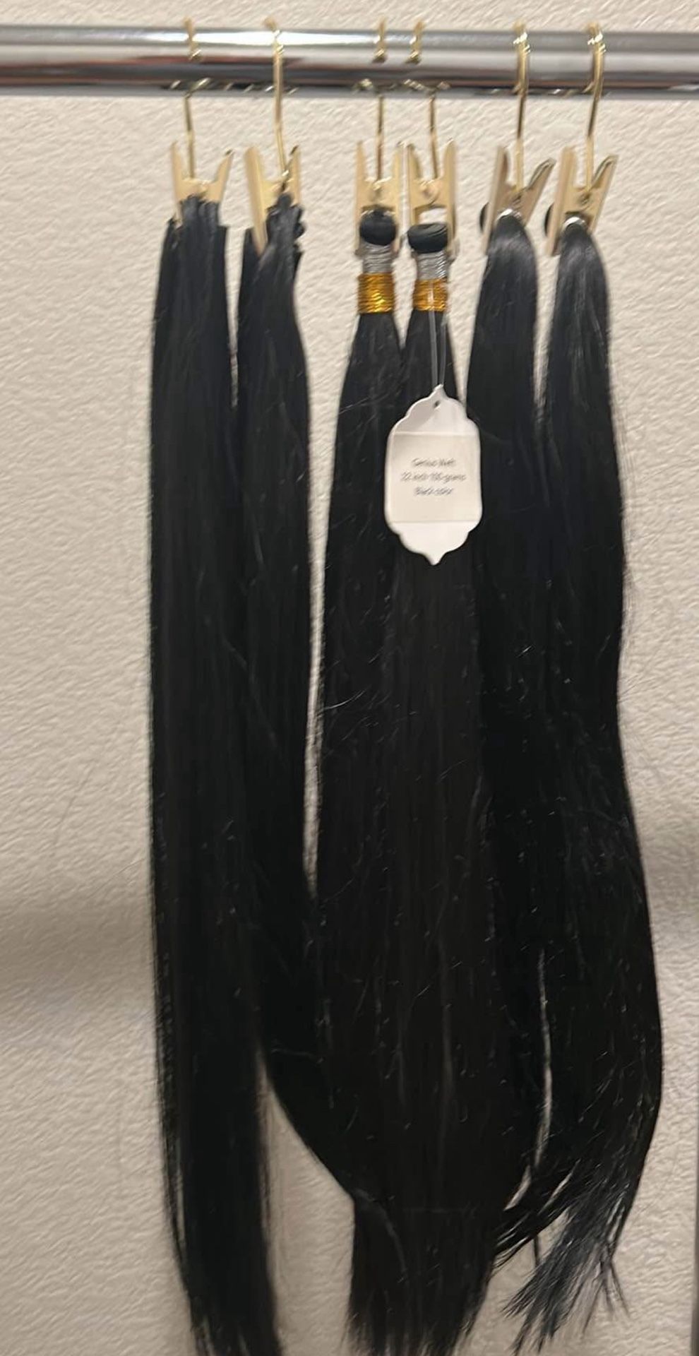 Luxury Genius weft 22”bundles 100% virgin Hair 100g each one, double drawn. Luxury Genius weft extensions Jet black/black 100g each bundle Double draw