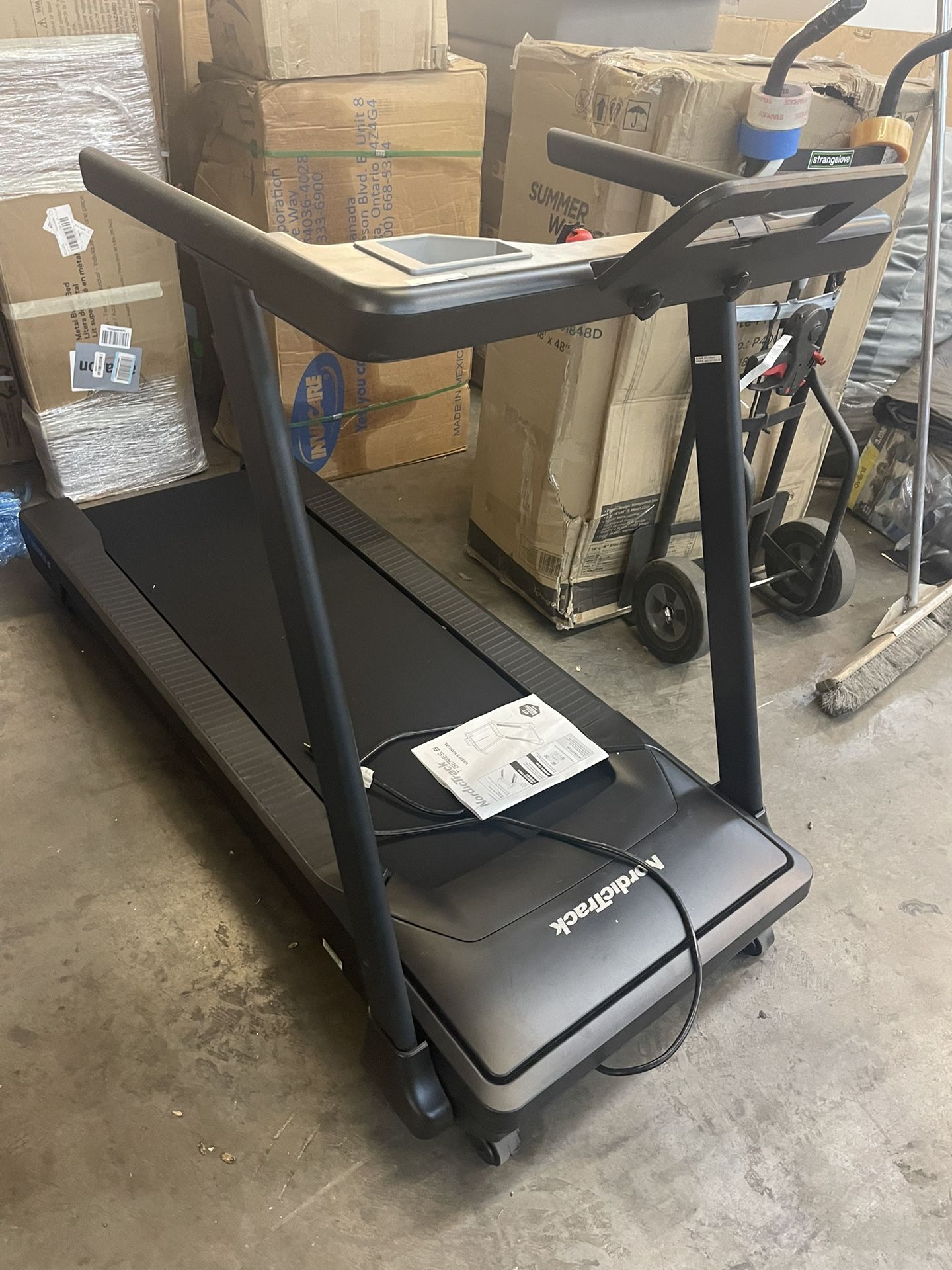 NordicTrack T series 5 treadmill New Built new from box Ready to use $395 Pick up Phoenix 43rd Ave and Indian School