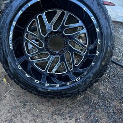 American Luxury Off-road Rims With Tires