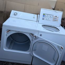 Washer And Dryer Electric Both Works Perfect And Súper Capacity Plus 