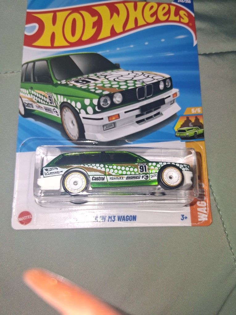 Hotwheels Super Treasure Hunt  P Case
