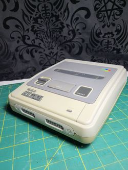 Super Nintendo / Super Famicom Console Shell Only