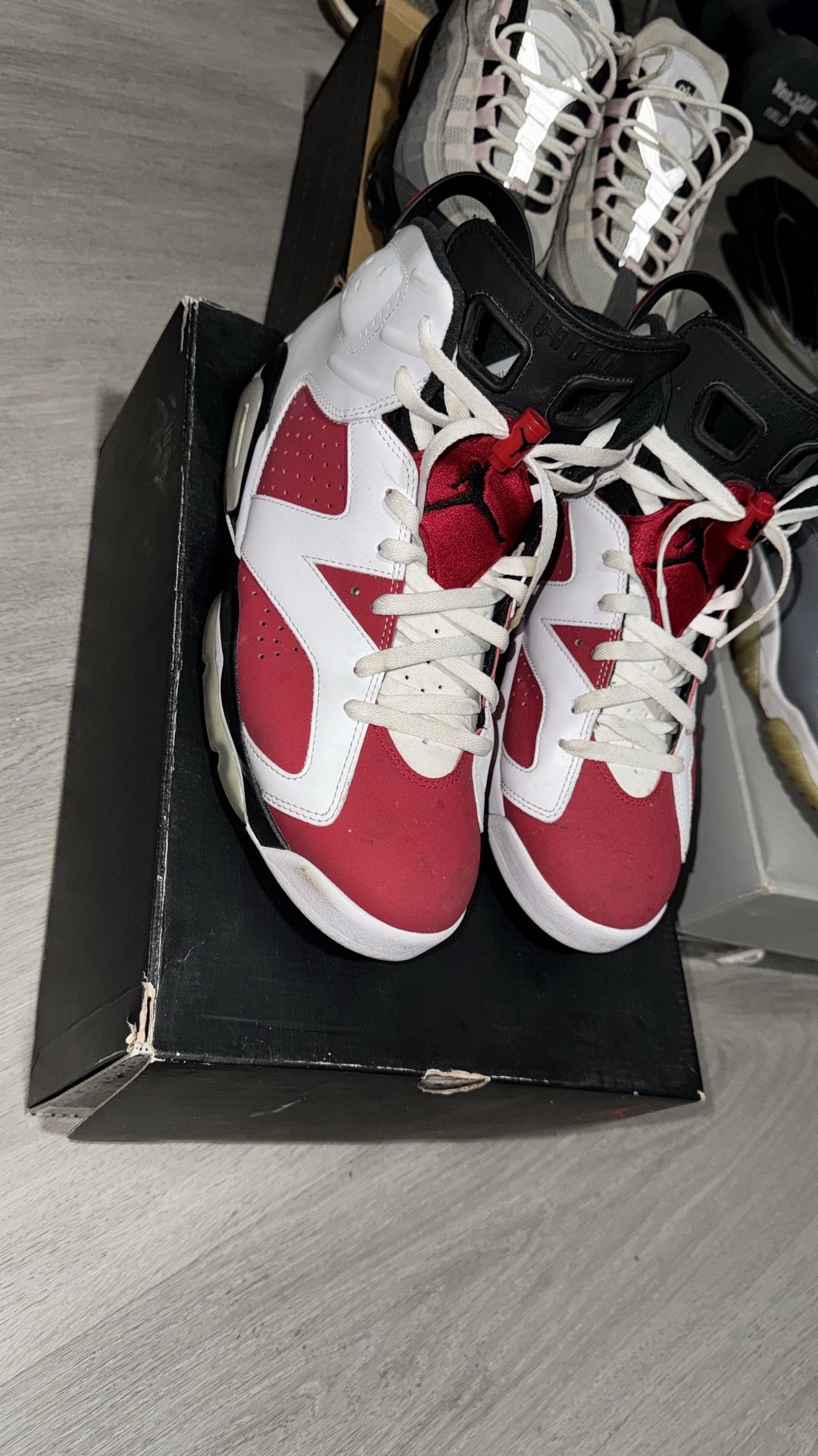 Jordan Carmine 6s Size 11.5