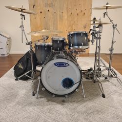 Yamaha Drum Kit DW Hardware Zildjian Cymbals 