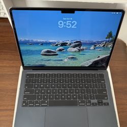 MacBook Air 13 - Midnight W/ AppleCare+