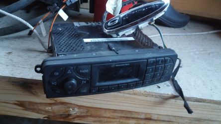 Parts  C230 Radio
