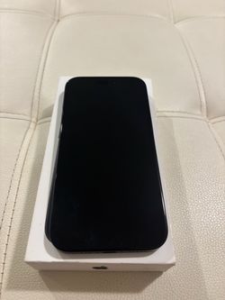 T-Mobile Apple iPhone 15 128GB 18.6.2 Black MTLV3LL/A