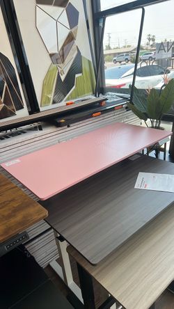 47 inches pink standing desk