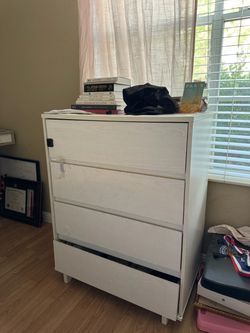White 4 drawer dresser