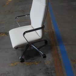 New leather White Designer Rolling Chair
