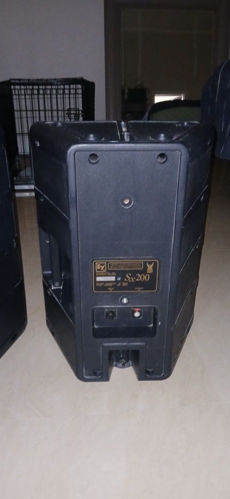  2 EV  Sx 200 300 Watt 8 Ohm