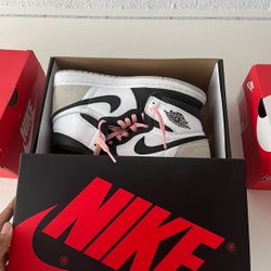 Jordan 1 Retro High OG ‘Stage Haze’ Size 9 *ORIGINAL BOX*
