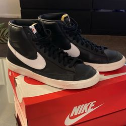 Nike blazer mid 77 vintage black sail size 10