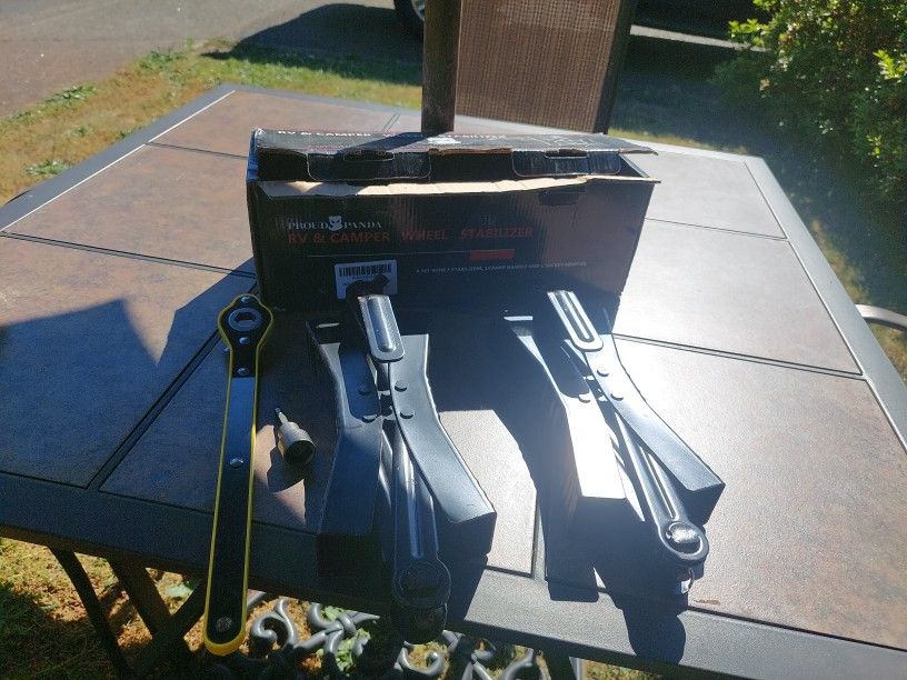 Pround Panda Rv And Camper Wheel Stabilizer