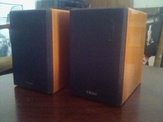 TEAC SPEAKERS 