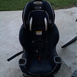 Car Seat  Graco 10 Possisions 