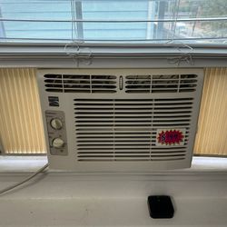 Kenmore Window Air Conditioner 5000 btu