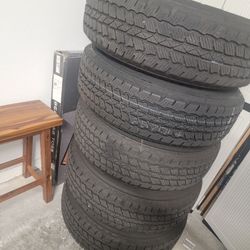 Like New! 2025 Ford Bronco Tires