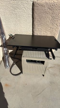 32 Inch Raised Desk