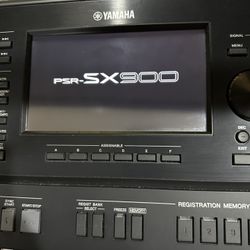 Yamaha PSR SX900