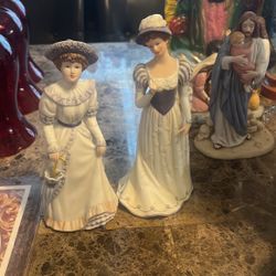 X2 ) Home Interior  Porcelain Dolls Great Shape 
