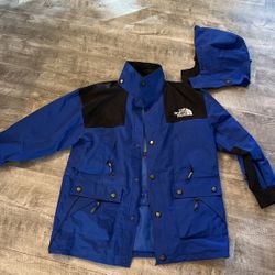 North Face - Women’s Gore Tex Jacket - Size S