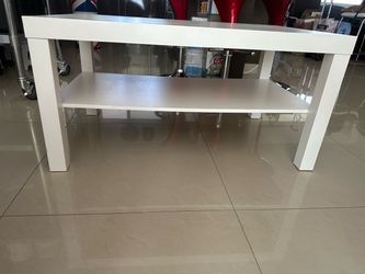 White Coffee Table with Lower Shelf