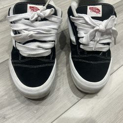 Chunky Vans Size 8