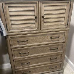 Havertys Forest Lane Armoire