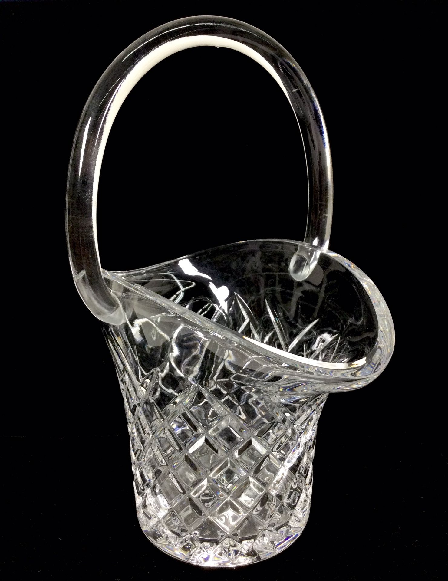Diamond Cut Crystal Glass Basket Vase with Handle