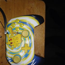 Pikachu Pro Controller 