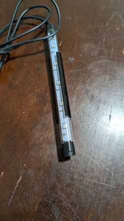 Aqueon Under Rim LED Accent Light