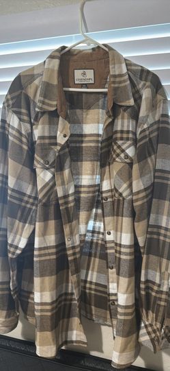 Legendary whitetails flannel size XXL