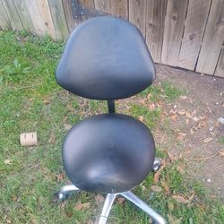 Black Ergonomic Saddle Perching Stool Chair w/ Backrest & Wheels -
