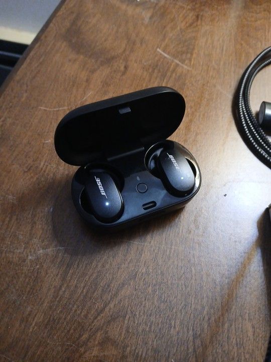 Bose QuietComfort EarBuds Noise Cancelling Bluetooth Wireless Headphones Black