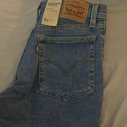 Levi’s Shorts 
