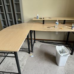 Free Computer Desk 