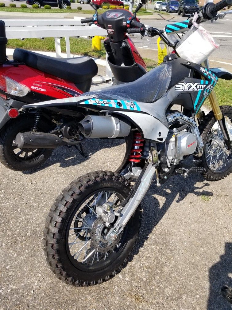 Dirt Bikes!!! Full Size 125cc!!!