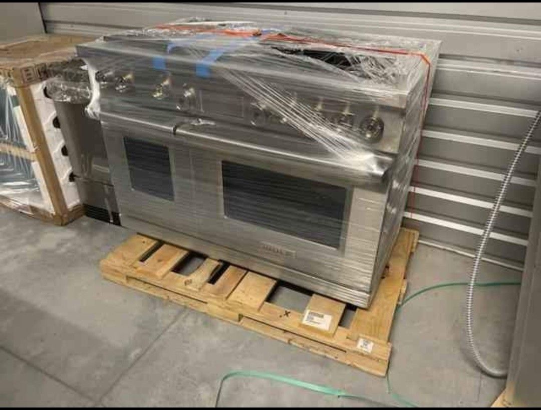 Wolf 48" Stainless Steel Convection Double Oven Duel Fuel Gas Stove 