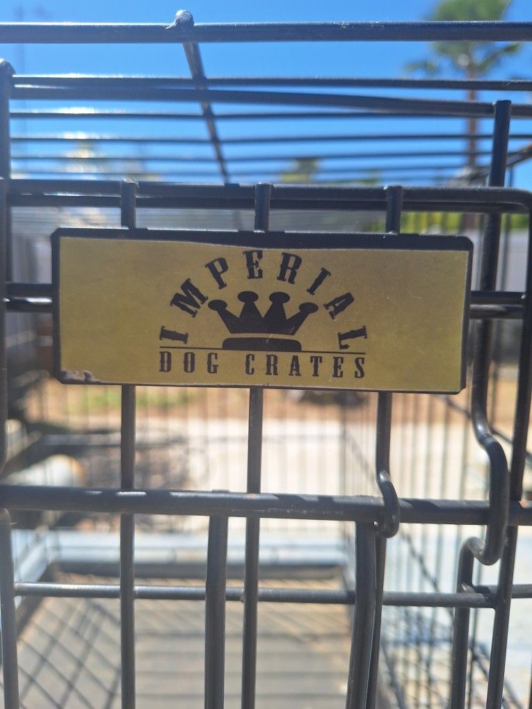 DOG CRATE