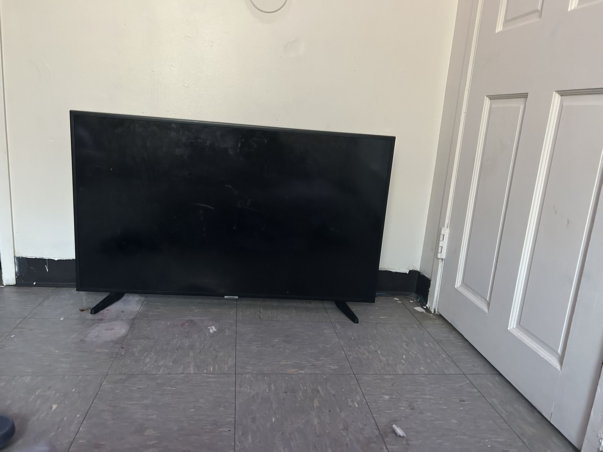 42”Samsung  Smart tv 