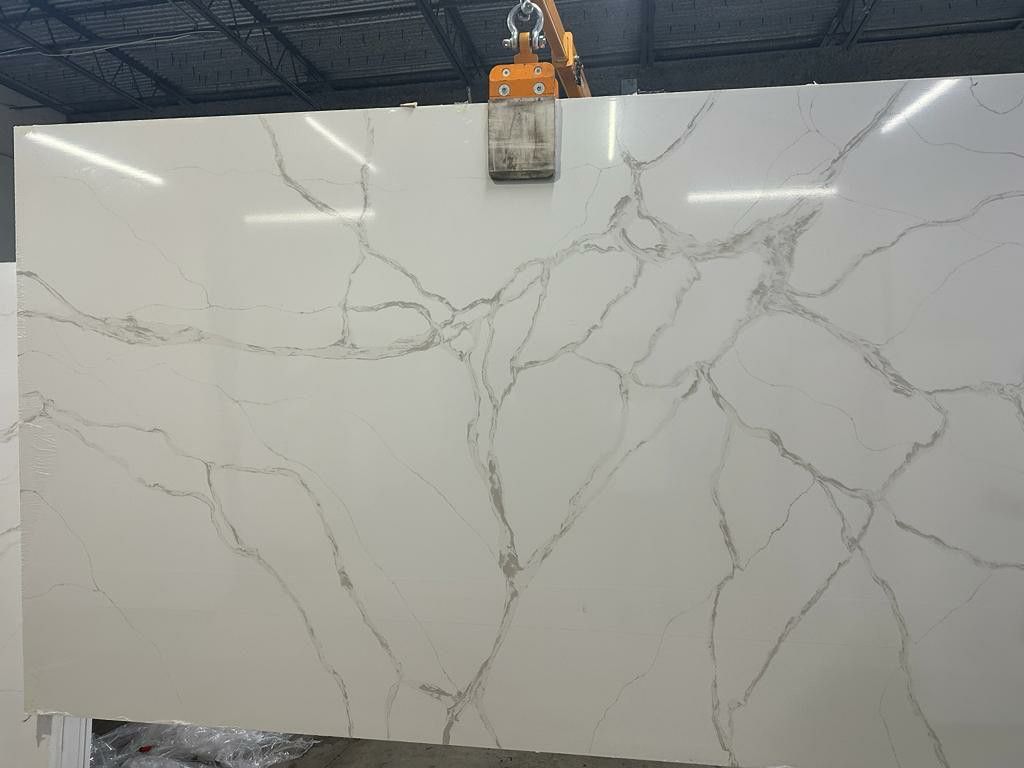 Exotic Quartz Calacatta For All Your Countertops for Sale in Pompano
