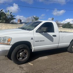 2006 Dodge 2500  Diesel Lift Gate  8ft Bed 