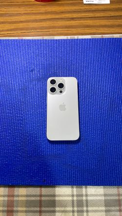 Iphone 15pro 1tb white color unlocked